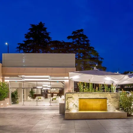 Ξενοδοχείο Cristoforo Colombo 4*